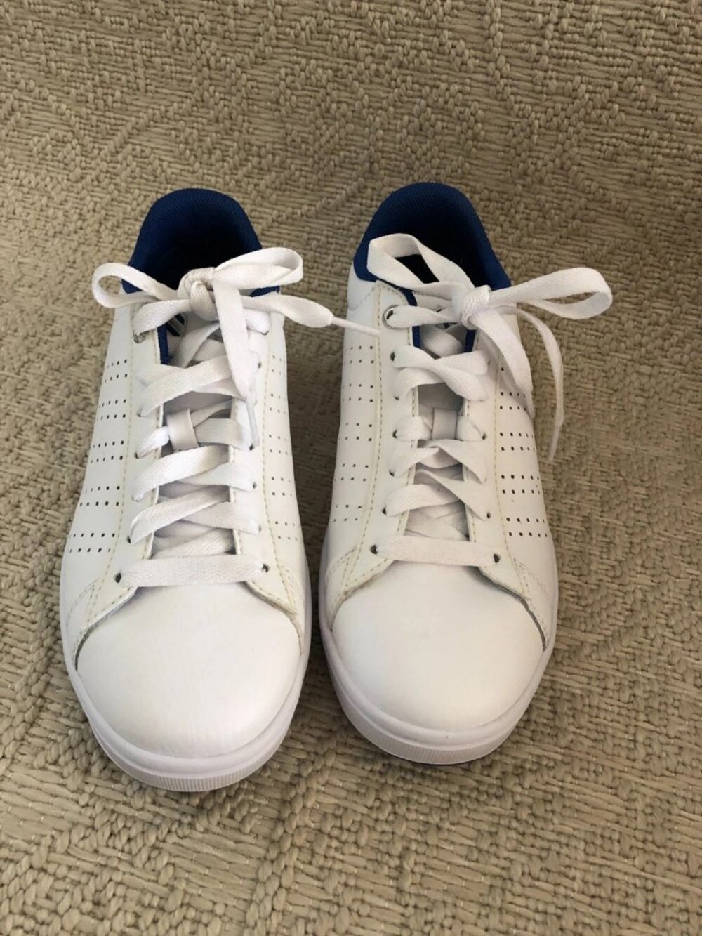 K-Swiss Men's Base Court Casual Tennis Sneakers White Leather Size 8 - Picture 8 of 16